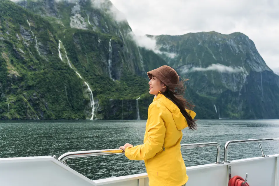 GettyImages-2158123440-Fiordland National Park